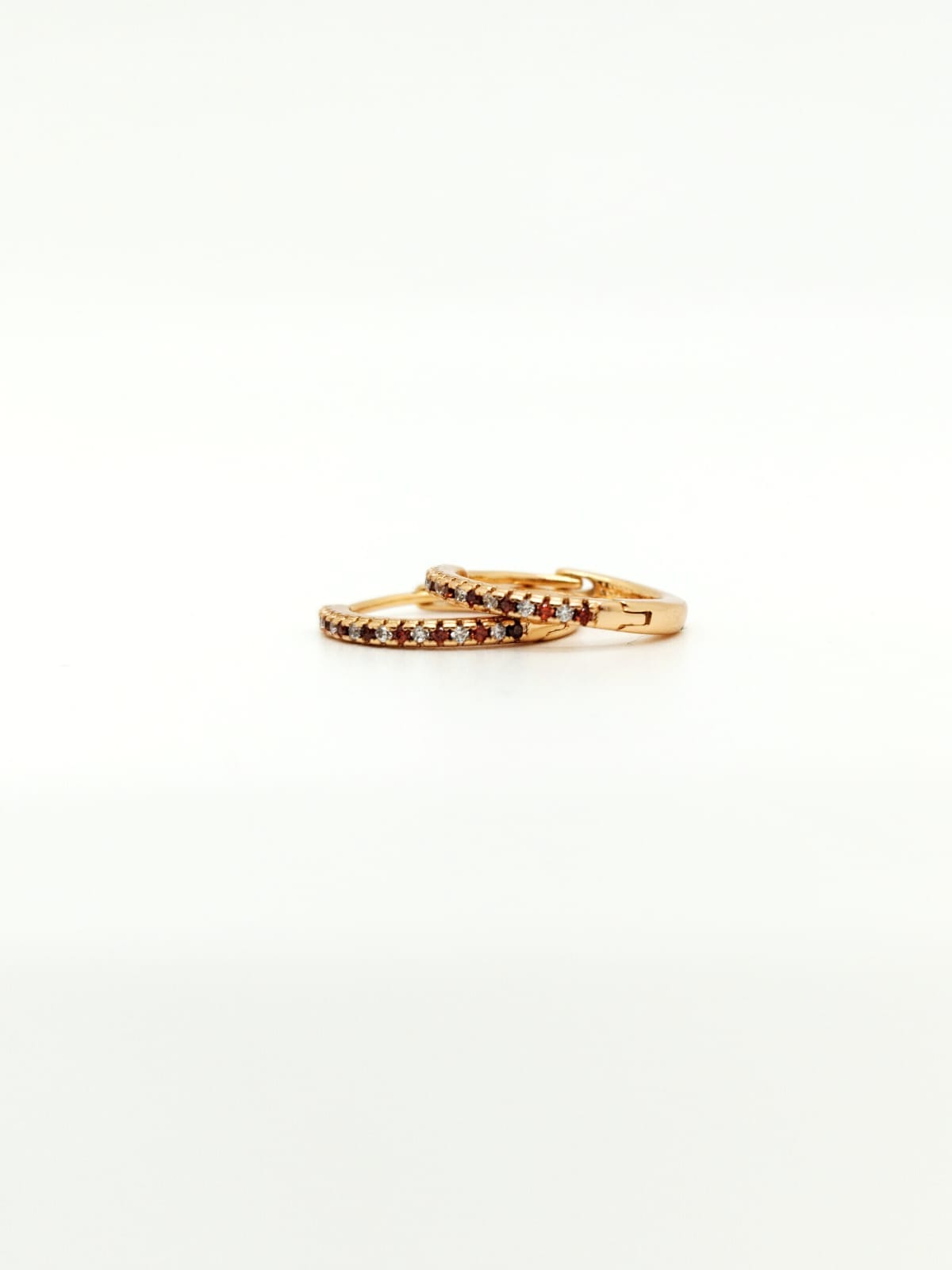 Diferencia entre chapado en oro y bañado en oro | LAVANI Jewels