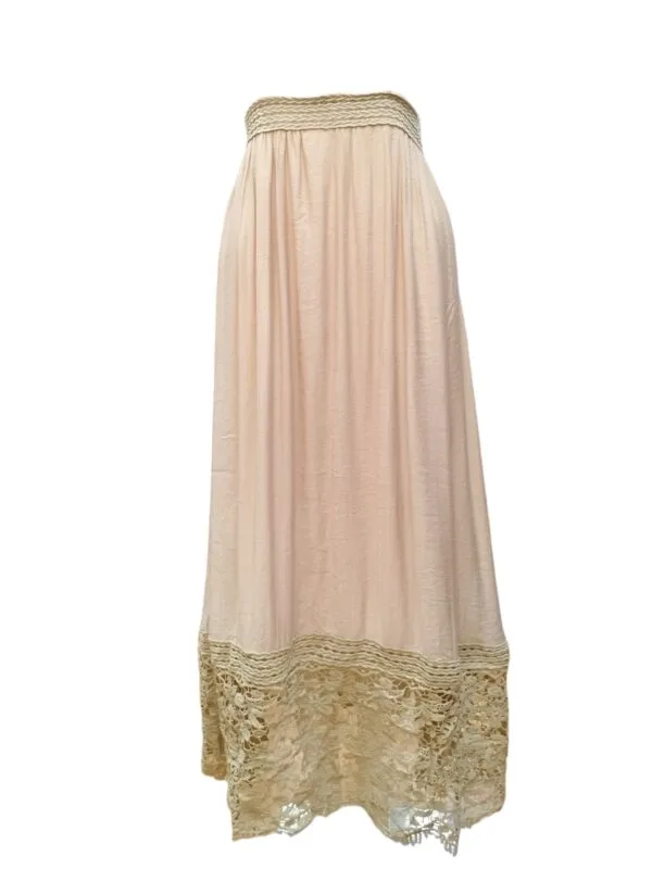 Vestido largo beige con detalles en Macramé - Imagen 5